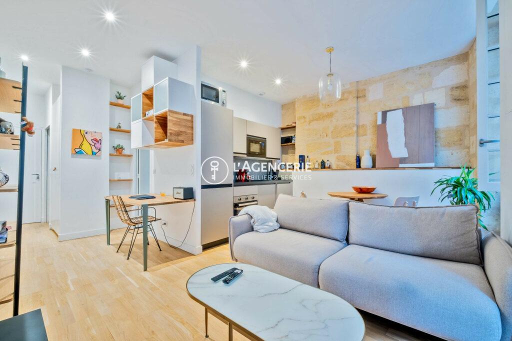 T2 entièrement rénové et meublé – quartier Saint-Pierre