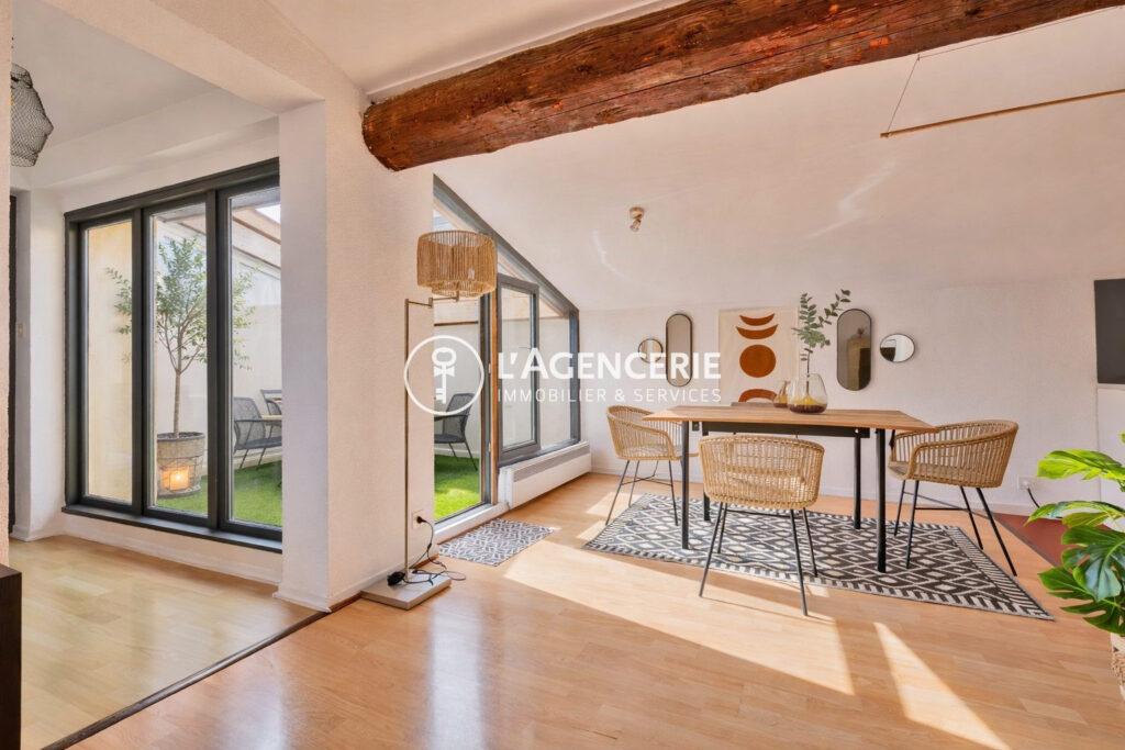 Appartement T2 avec terrasse – Place Pey Berland