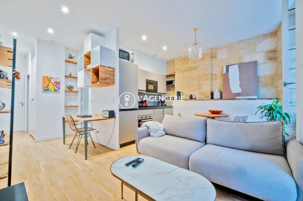 T2 entièrement rénové et meublé – quartier Saint-Pierre