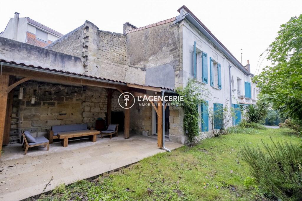 Maison meublée 3 chambres, avec terrasse et jardin – Chartrons/Jardin Public