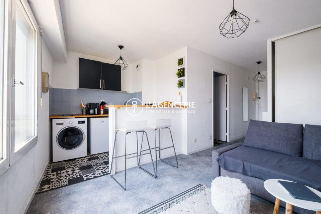 Studio meublé de 25m² – Quartier Saint Genès